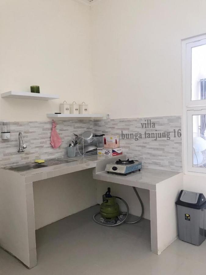 باتو Villa Syariah Bunga Tanjung 16 المظهر الخارجي الصورة