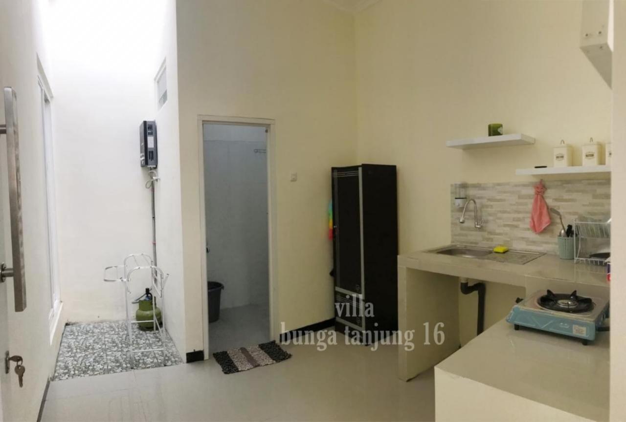 باتو Villa Syariah Bunga Tanjung 16 المظهر الخارجي الصورة